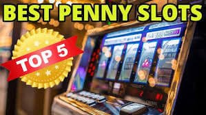 Meja Gaple Online standar untuk semua tier Tampilan meja Gaple Online standar dengan empat pemain dan kartu domino
